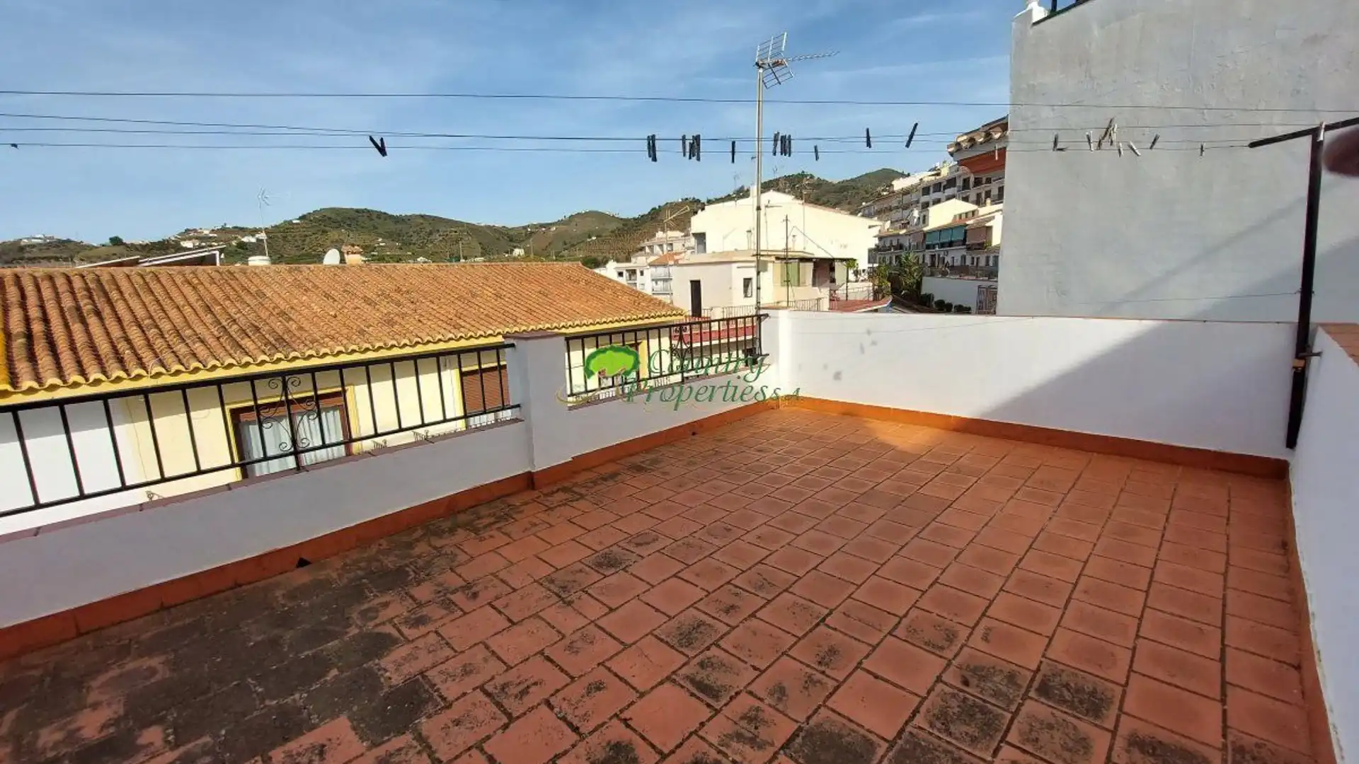 Vista exterior de Casa o chalet en venta en Torrox con Terraza y Trastero