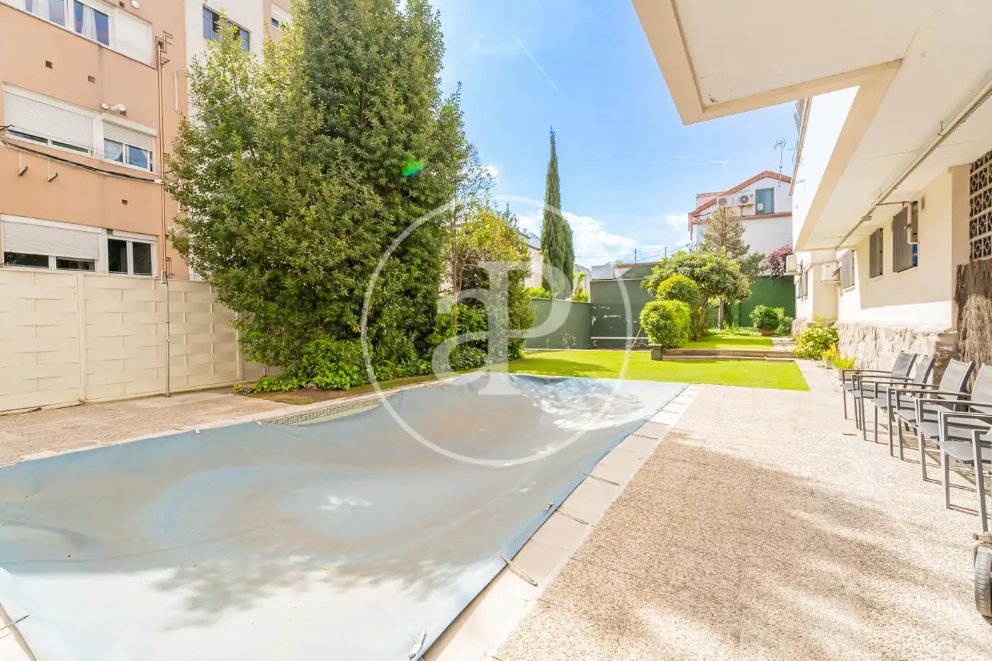 Garten von Wohnung zum Verkauf in Madrid mit Klimaanlage, Heizung und Privatgarten