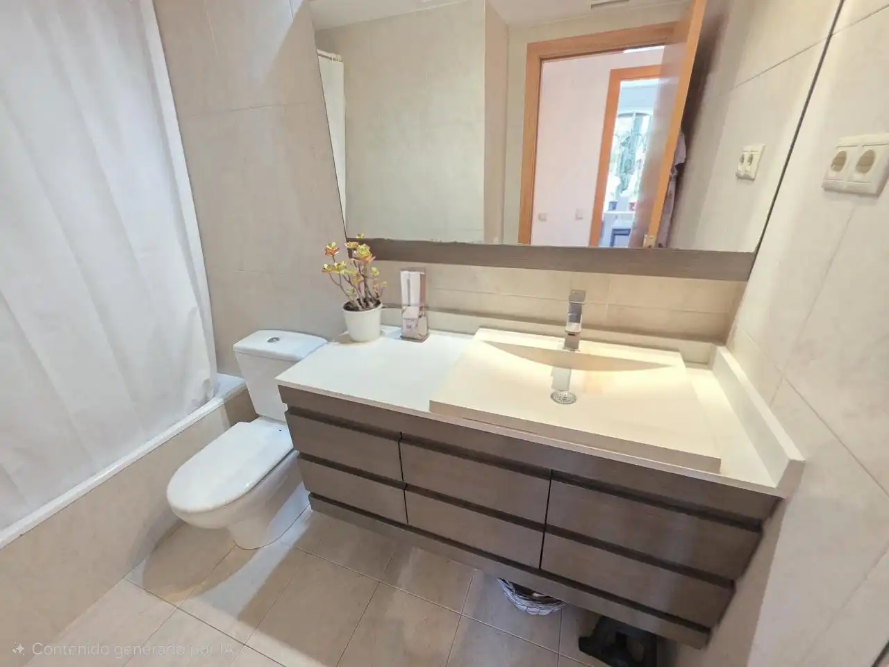 Bathroom of Ground floor for sale in Castelldefels  with Air Conditioner, Terrace and Storage room