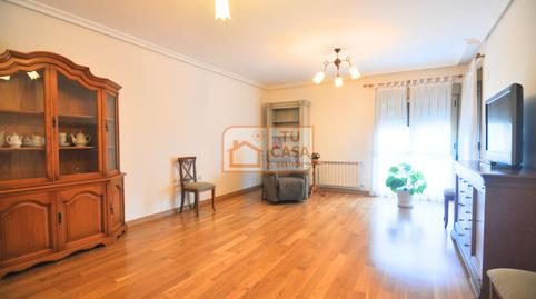 Foto 2 von Wohnung zur Miete in Avenida Virgen de Guadalupe, Centro, Cáceres Capital