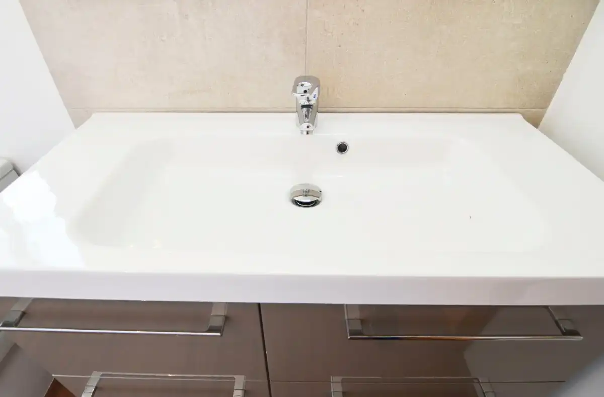 Bany de Casa o xalet en venda en Calvarrasa de Abajo amb Terrassa, Piscina i Moblat