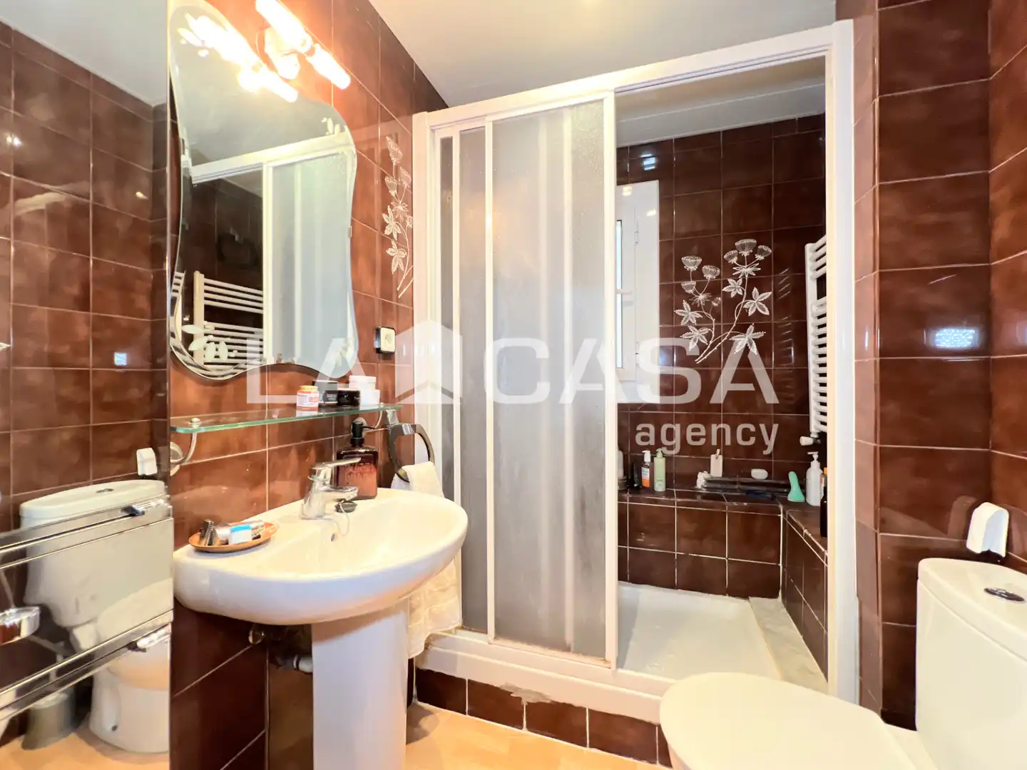 Baño de Piso en venta en Badalona con Aire acondicionado, Calefacción y Amueblado