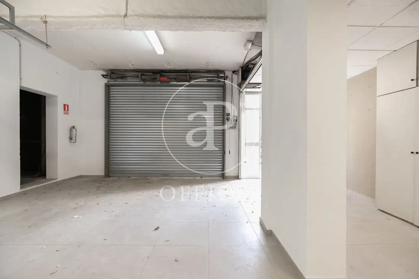 Büro zum Verkauf in Barcelona mit Klimaanlage und Heizung