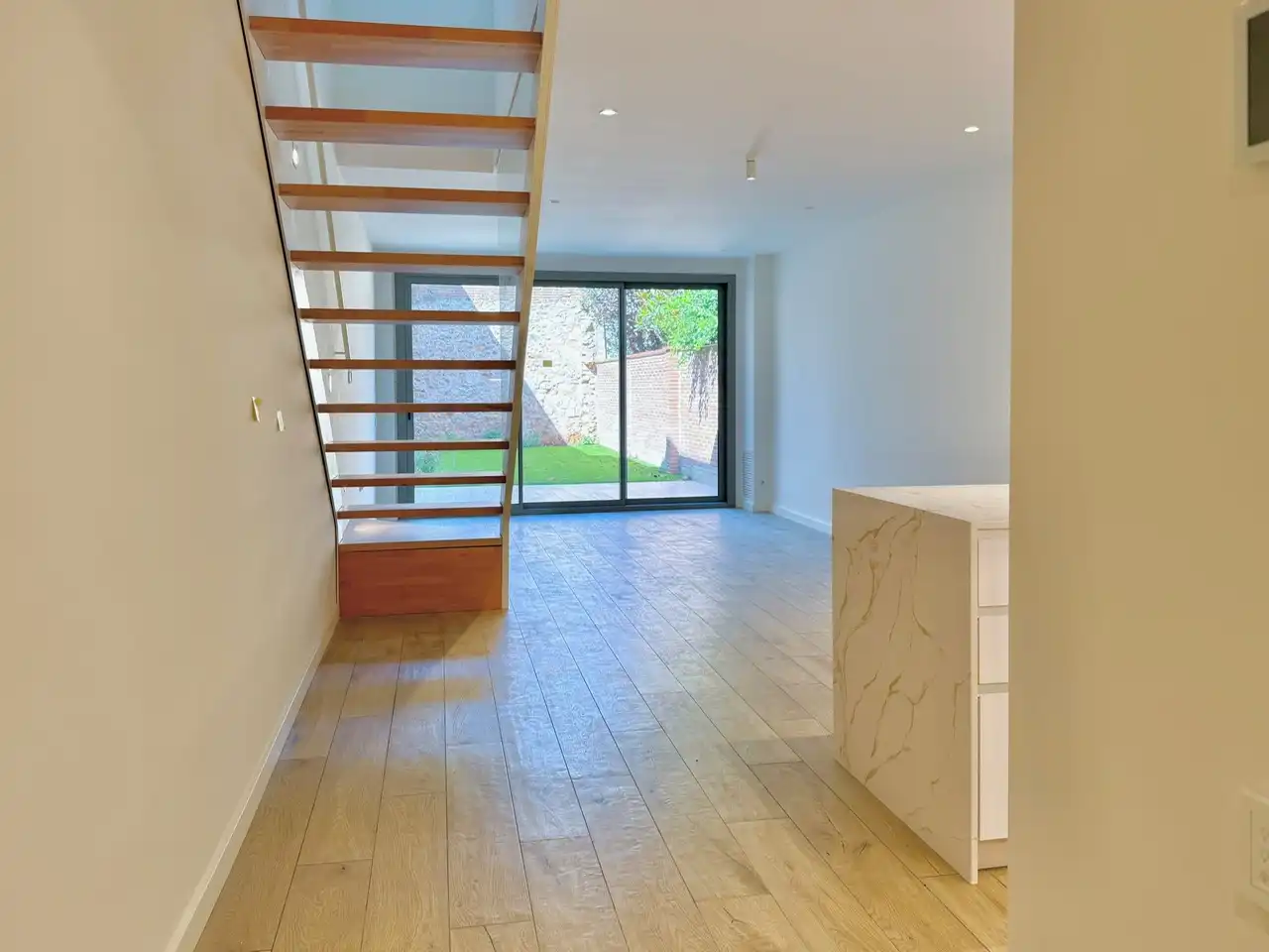 Piso de alquiler en Sabadell con Aire acondicionado, Calefacción y Jardín privado