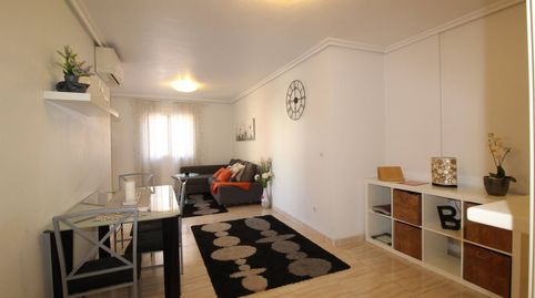 Foto 2 de Apartamento en venta en Rambla Juan Mateo Garcia, El Molino, Torrevieja