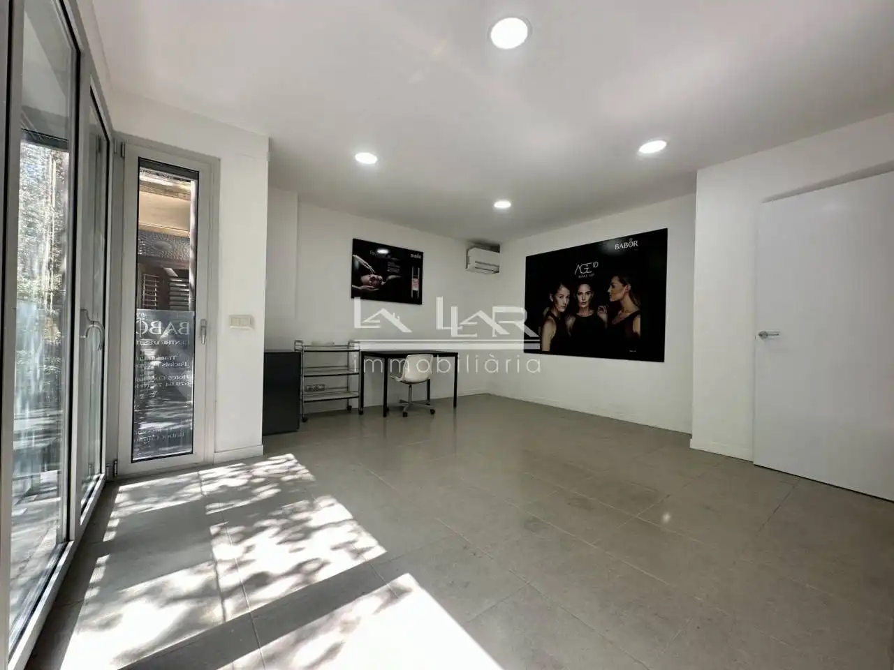 Ufficio con ascensore in affitto a Calle Jacint Verdaguer, imagen 9