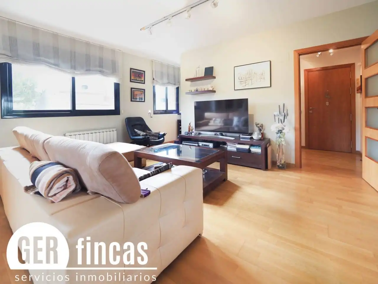 Sala de estar de Piso en venta en Viladecavalls con Aire acondicionado, Calefacción y Terraza