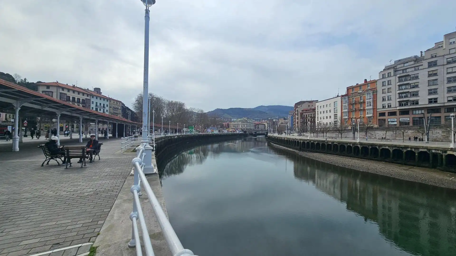 Vista exterior de Piso en venta en Bilbao  con Calefacción, Terraza y Balcón