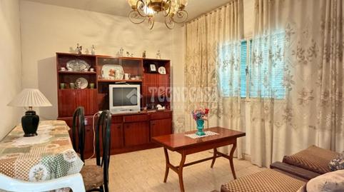 Foto 5 de Casa adosada en venta en Av. de la Constitución, Fuente de Pedro Naharro, Cuenca