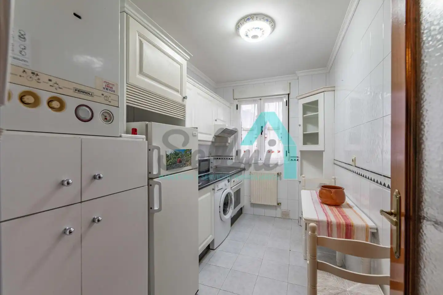 Küche von Wohnung zur Miete in Oviedo  mit Heizung, Parkett und Möbliert
