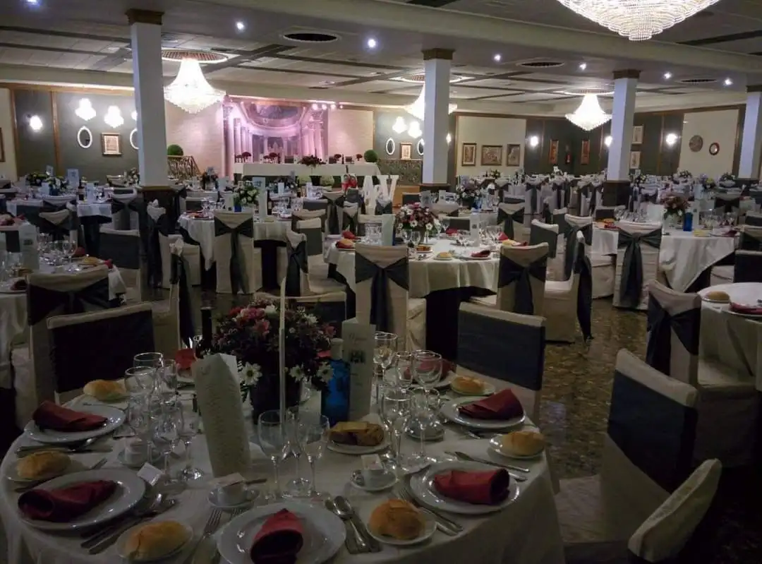 Comedor de Local de alquiler en San Clemente con Aire acondicionado y Amueblado