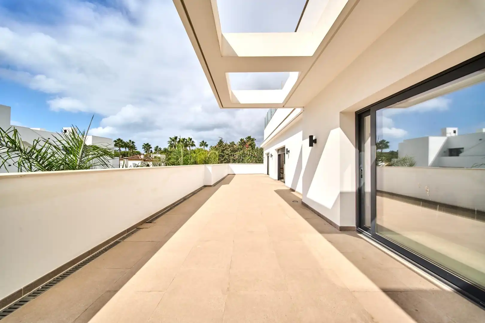 Terrassa de Casa o xalet en venda en Marbella amb Jardí privat, Terrassa i Traster