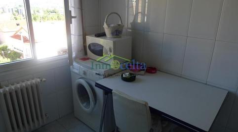 Foto 2 de Casa adosada en venda a As Lagoas, Ourense