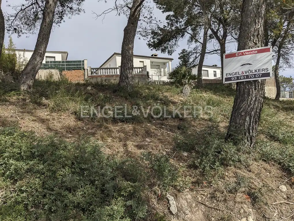 Terreno residencial en venta en Canyelles, imagen 4