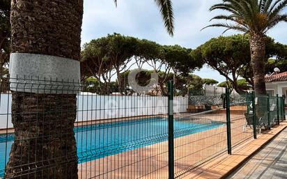 Piscina de Casa o xalet en venda en Chiclana de la Frontera amb Calefacció, Jardí privat i Terrassa