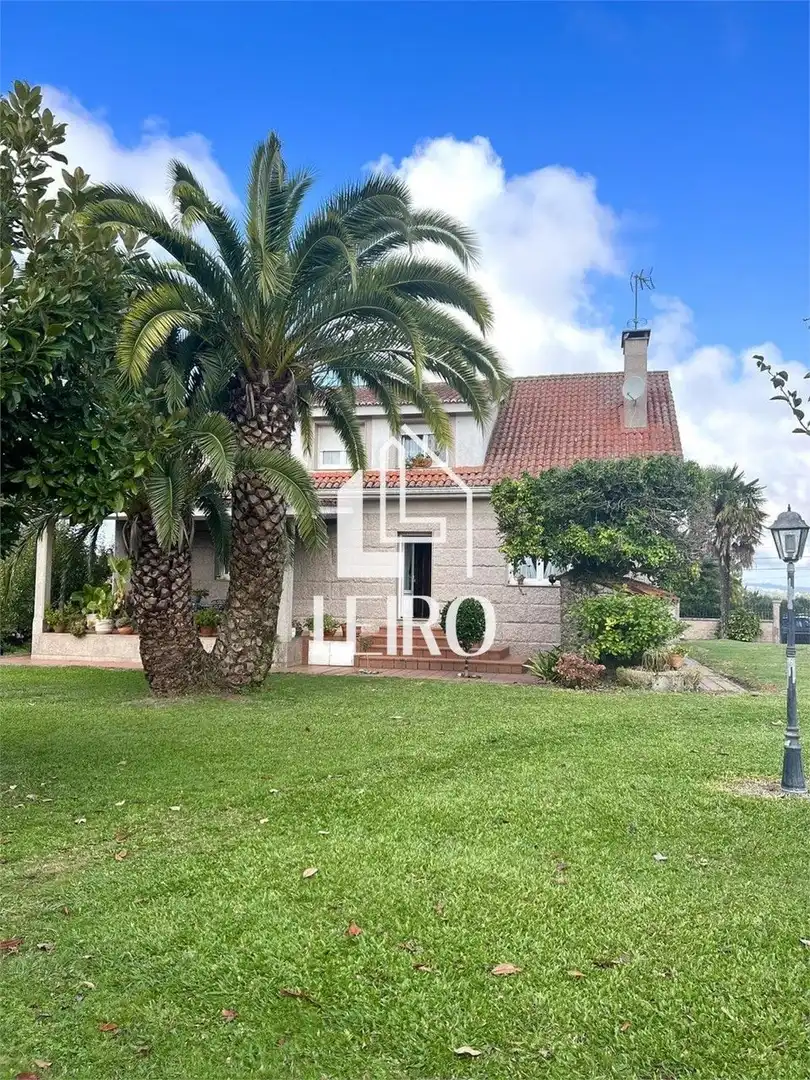 Vista exterior de Casa o chalet en venta en Santiago de Compostela  con Jardín privado