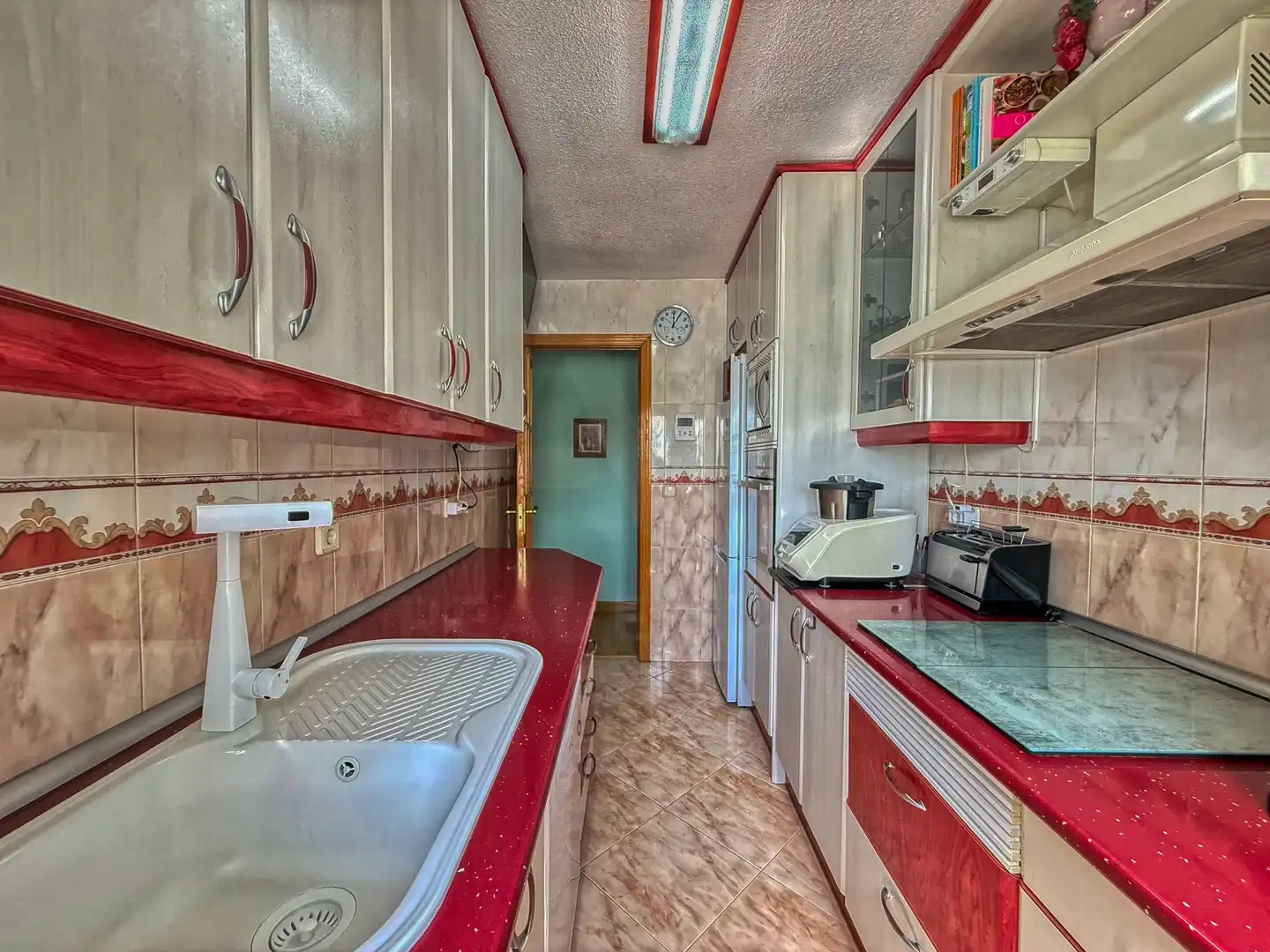 Cuina de Pis en venda en Madrid amb Aire condicionat, Calefacció i Terrassa