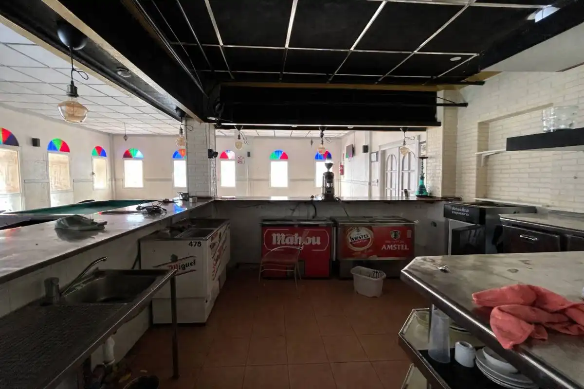 Cuina de Local en venda en San Isidro amb Calefacció i Terrassa