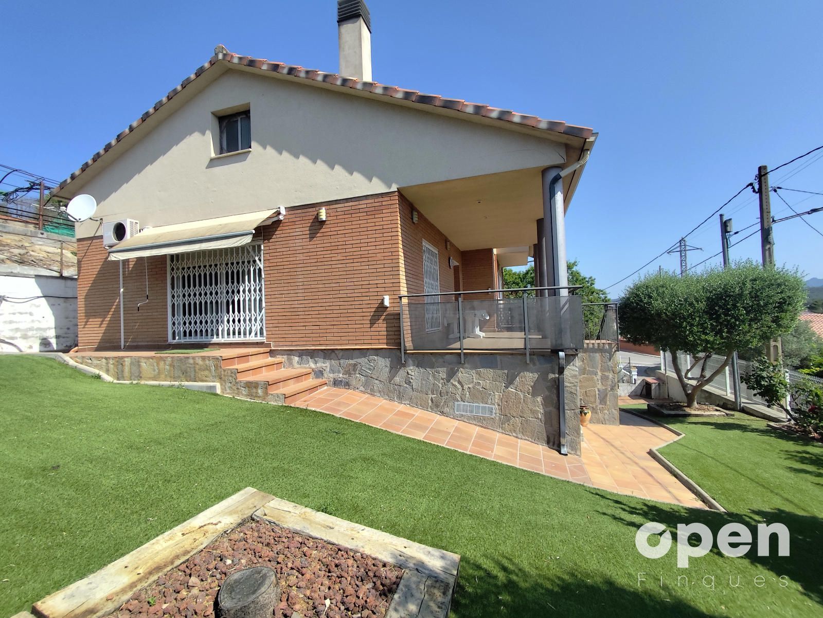 Jardí de Casa o xalet en venda en Vacarisses amb Aire condicionat, Calefacció i Terrassa