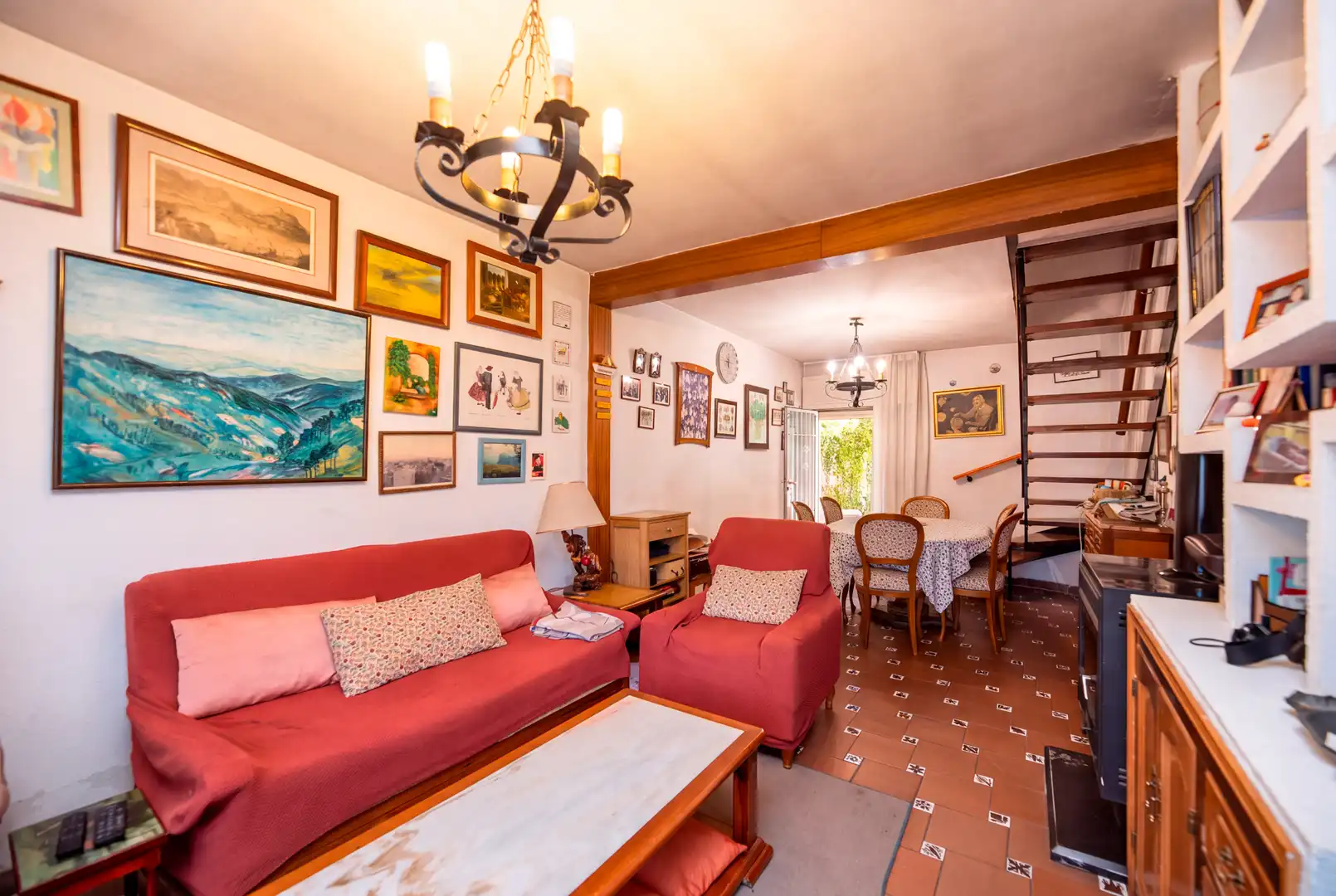Sala de estar de Casa adosada en venta en Madrid con Calefacción, Jardín privado y Trastero