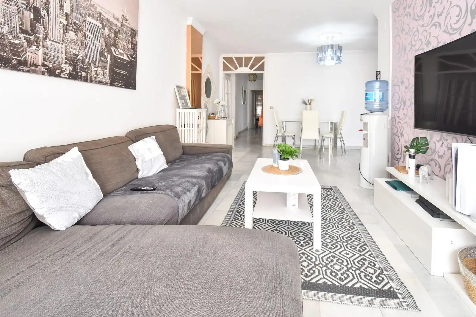 Sala de estar de Edificio en venta en Mijas