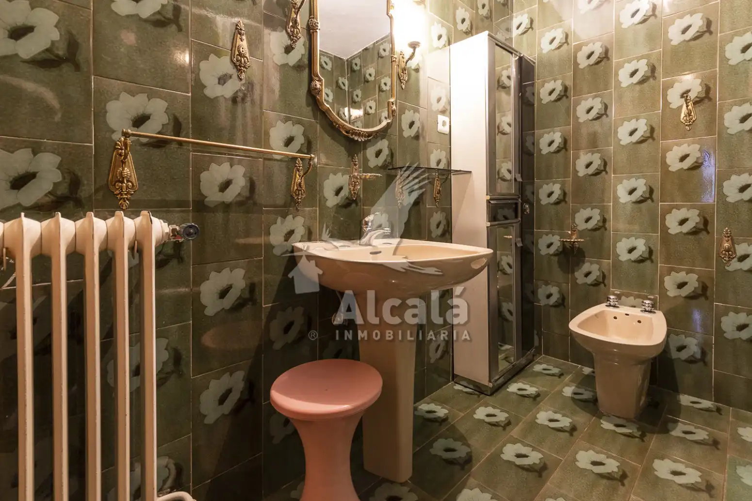 Baño de Piso en venta en Alcalá de Henares con Calefacción y Terraza