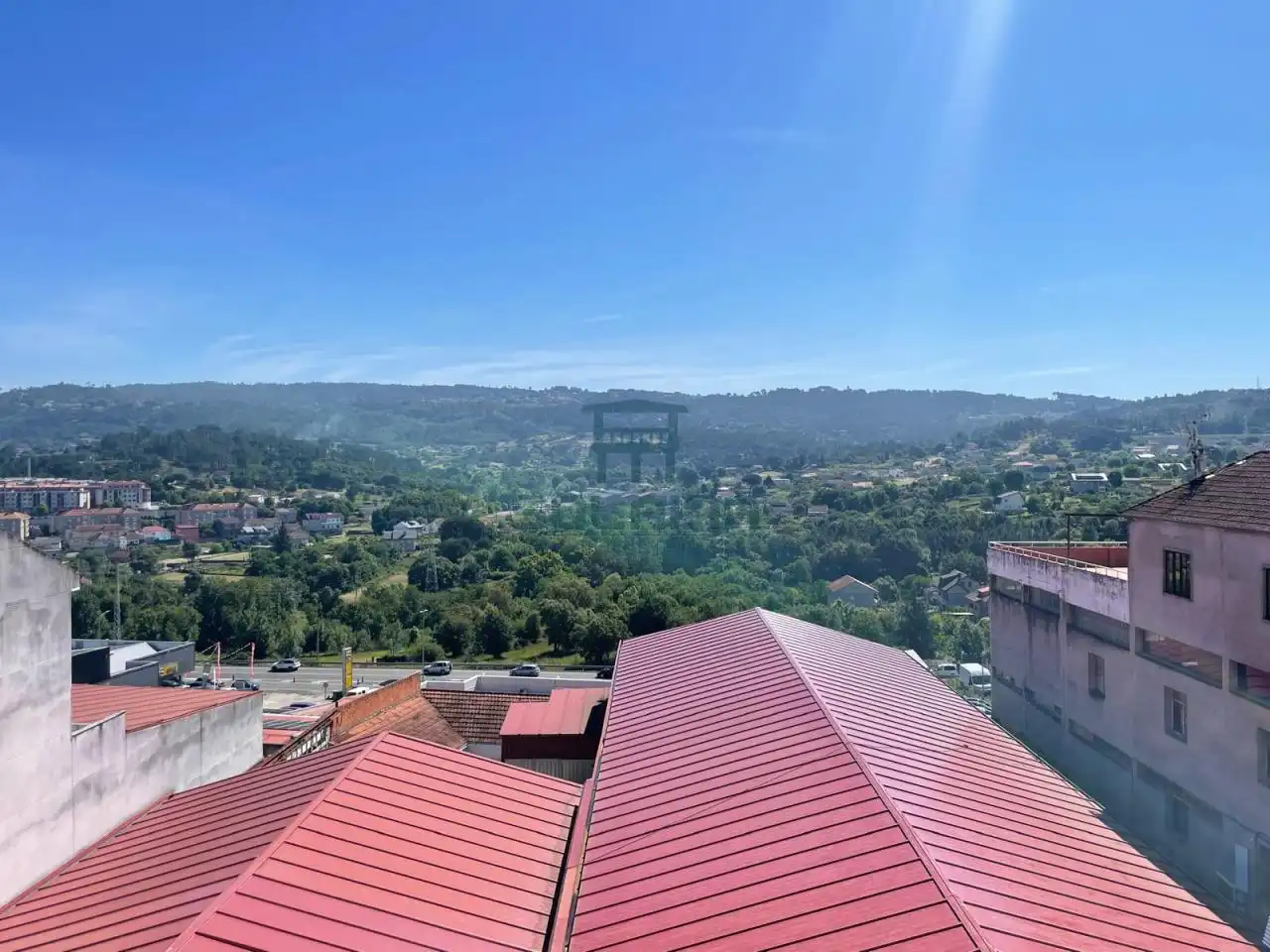 Vista exterior de Ático en venta en San Cibrao das Viñas con Calefacción