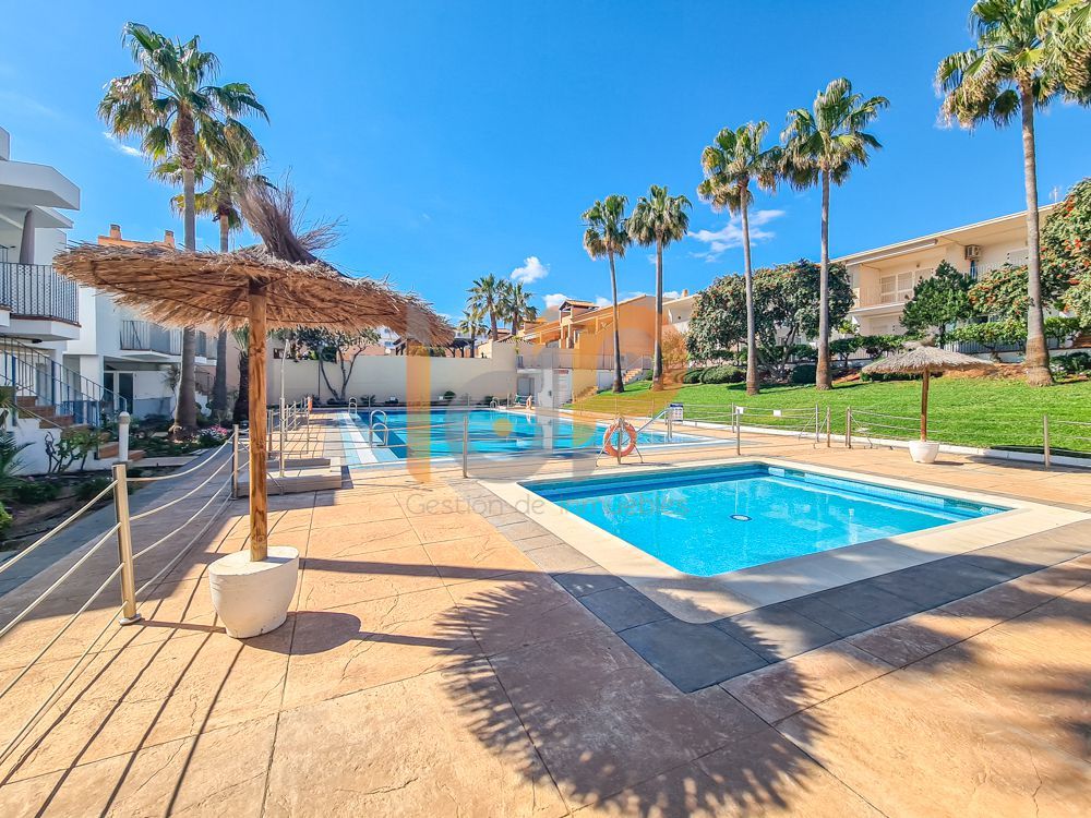 Piscina de Apartament en venda en Mojácar amb Aire condicionat, Terrassa i Traster