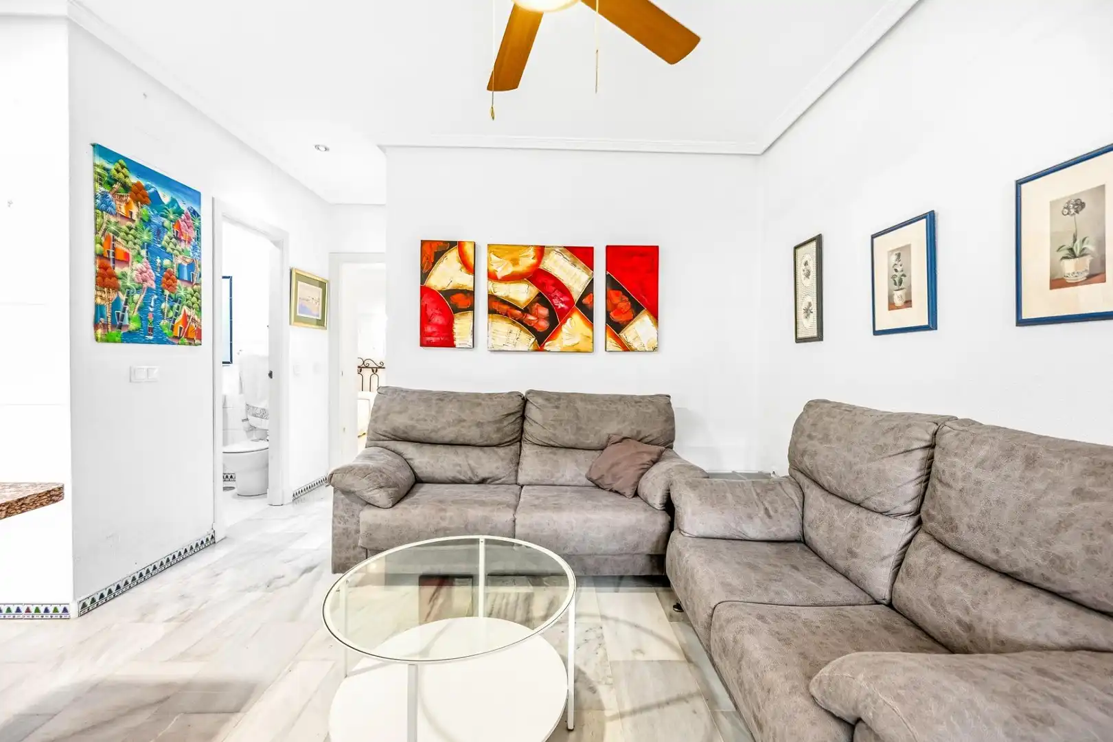 Wohnzimmer von Wohnungen zum Verkauf in Chiclana de la Frontera mit Privatgarten, Terrasse und Möbliert