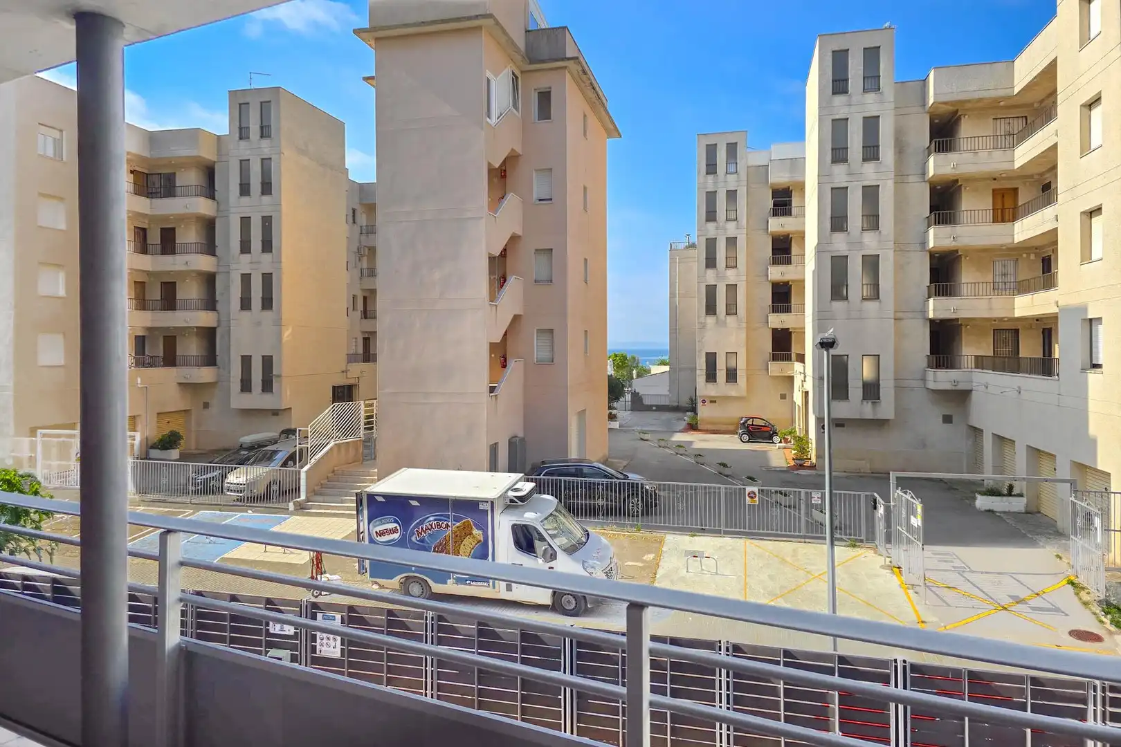 Exterior view of Apartments for sale in Roses  with Heating and Swimming Pool