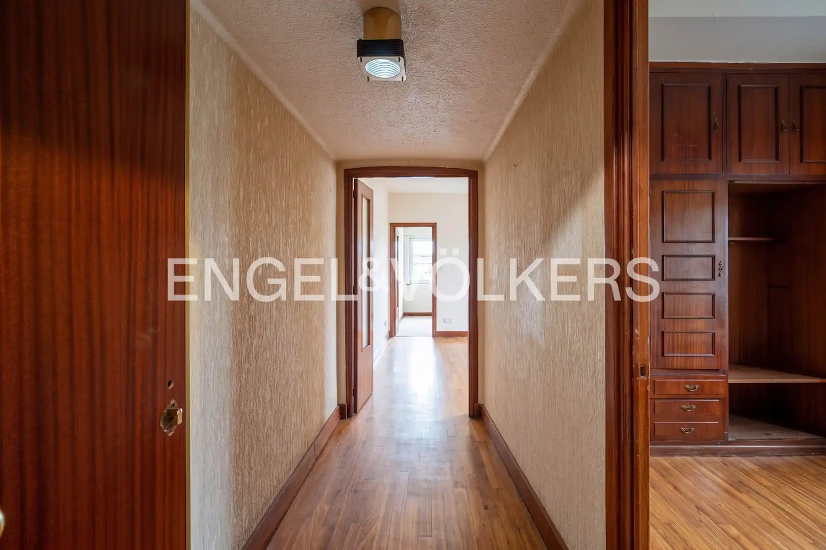 Piso en venta en Donostia - San Sebastián  con Calefacción y Balcón