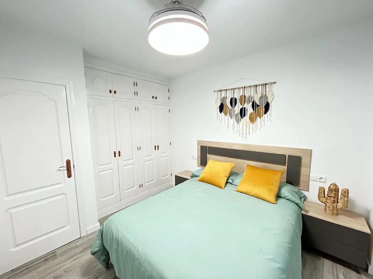Habitación de Apartamento en venta en Vélez-Málaga con Aire acondicionado y Amueblado