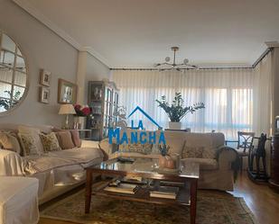 Flat for sale in Calle DOCTOR FLEMING, Ensanche - Franciscanos