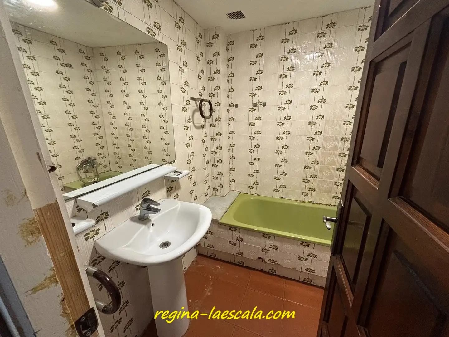 Baño de Apartamento en venta en L'Escala