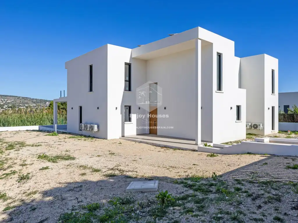 Casa o xalet en venda a Partides comunes - Adsubia