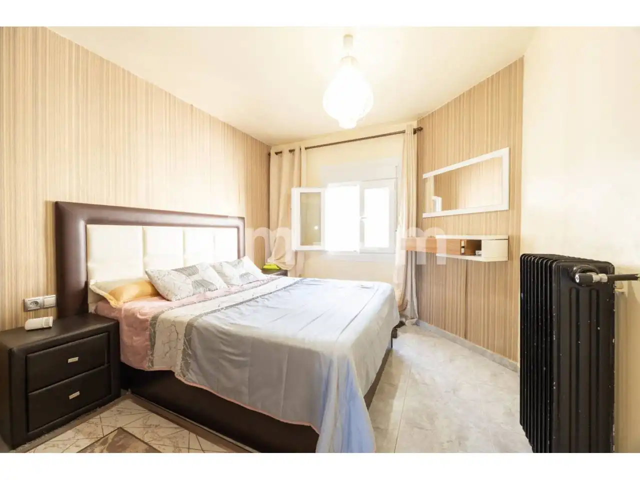 Schlafzimmer von Wohnung zum Verkauf in Vic mit Heizung und Balkon
