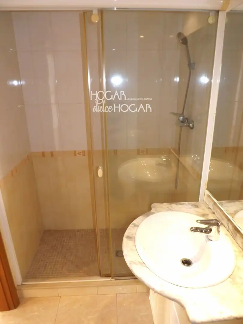 Baño de Piso en venta en Calafell con Aire acondicionado, Calefacción y Terraza