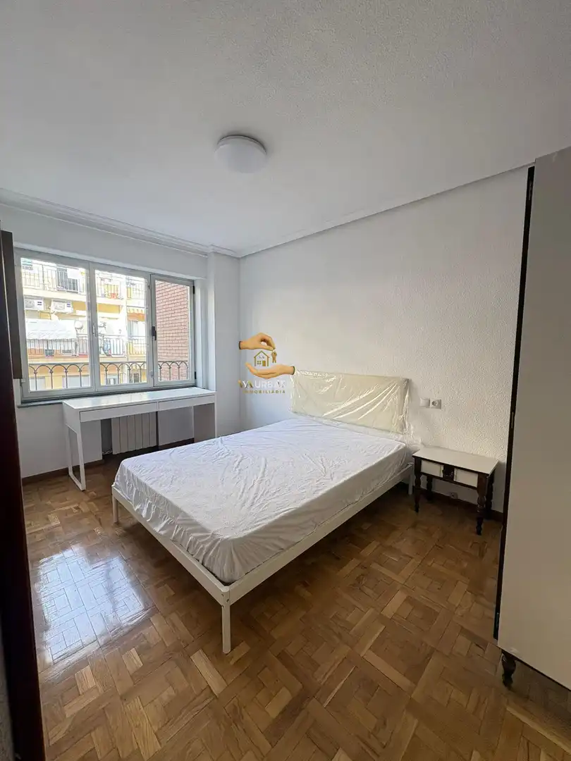 Schlafzimmer von Wohnung zur Miete in Salamanca mit Terrasse, Möbliert und Gemeinschaftspool