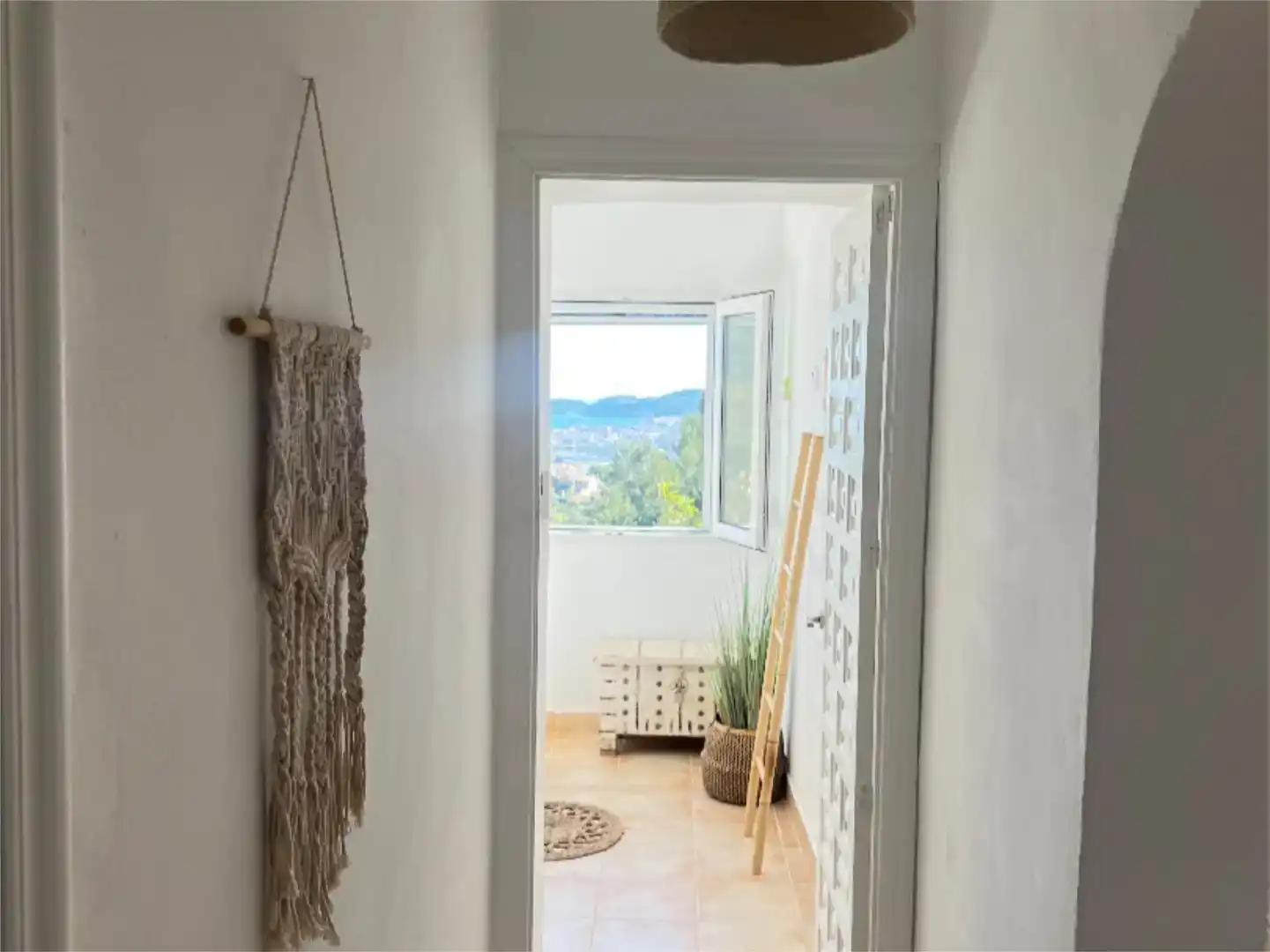 Wohnung zur Miete in Jávea / Xàbia mit Klimaanlage, Privatgarten und Möbliert