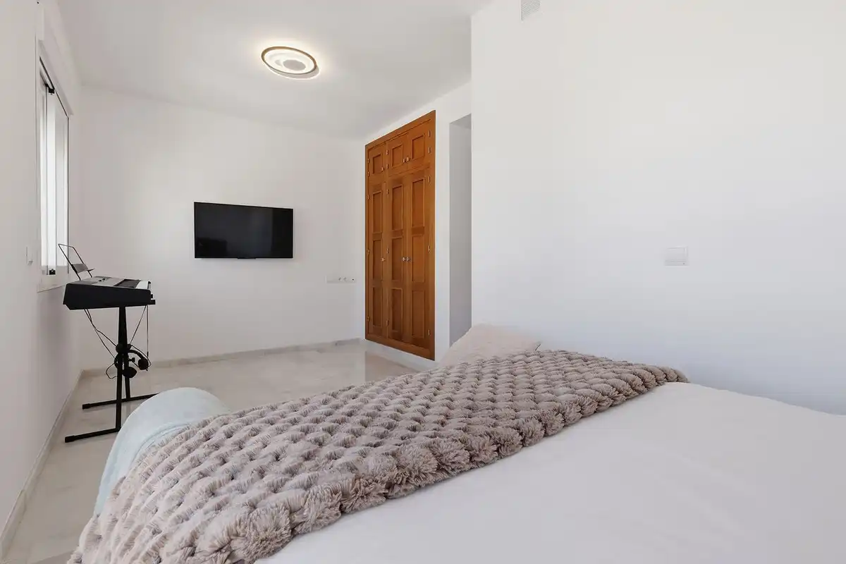 Reihenhaus mit Pool zum Verkauf in Estepona,Centro,Avenida Juan Carlos I, imagen 48