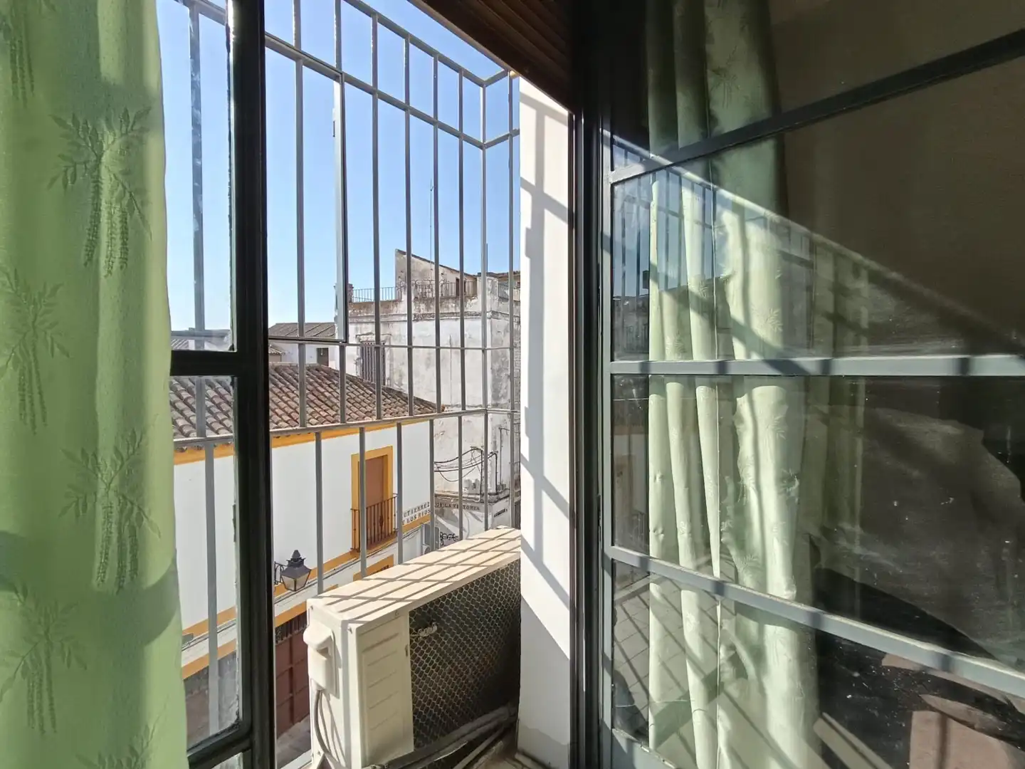 Balcony of Flat for sale in Córdoba  with Air Conditioner, Terrace and Storage room