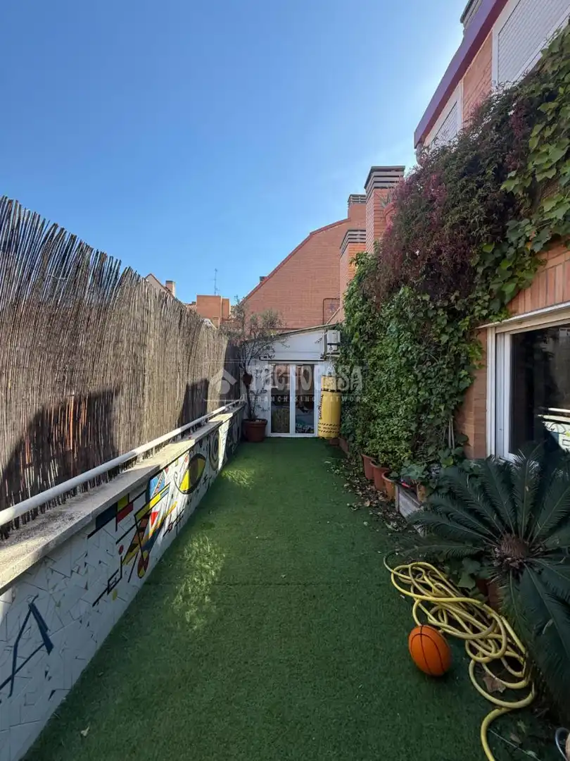 Vista exterior de Piso en venta en Madrid con Aire acondicionado, Calefacción y Terraza