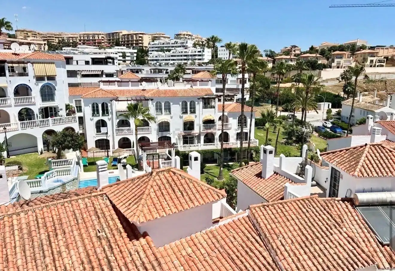 Apartment with pool to rent in Riviera del Sol, imagen 9