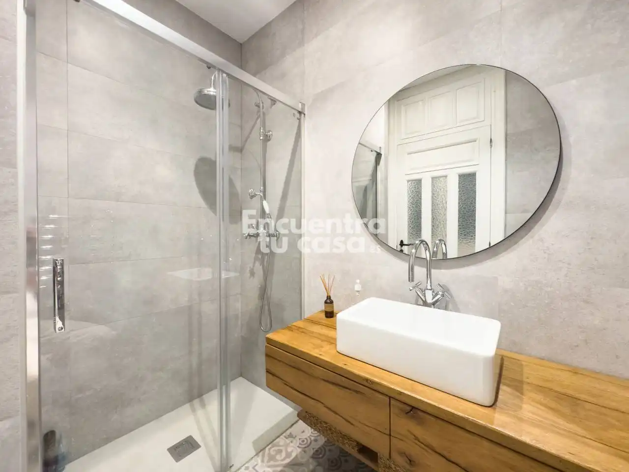 Badezimmer von Wohnung zum Verkauf in Donostia - San Sebastián  mit Klimaanlage, Heizung und Möbliert