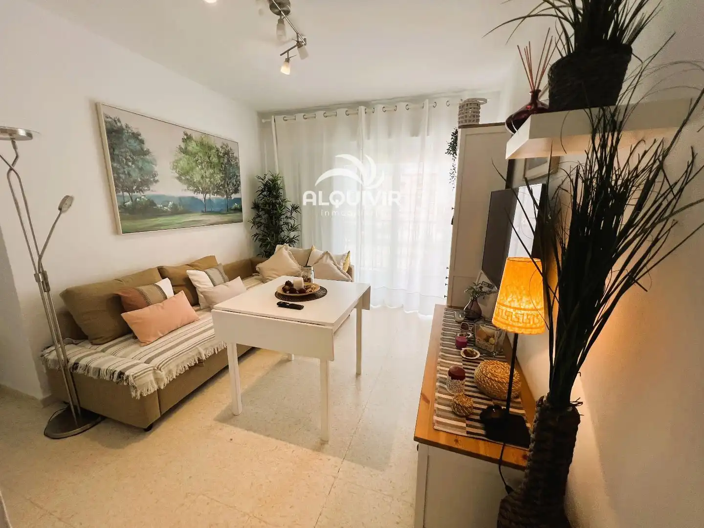 Sala d'estar de Pis en venda en Almonte amb Terrassa, Piscina i Piscina comunitària