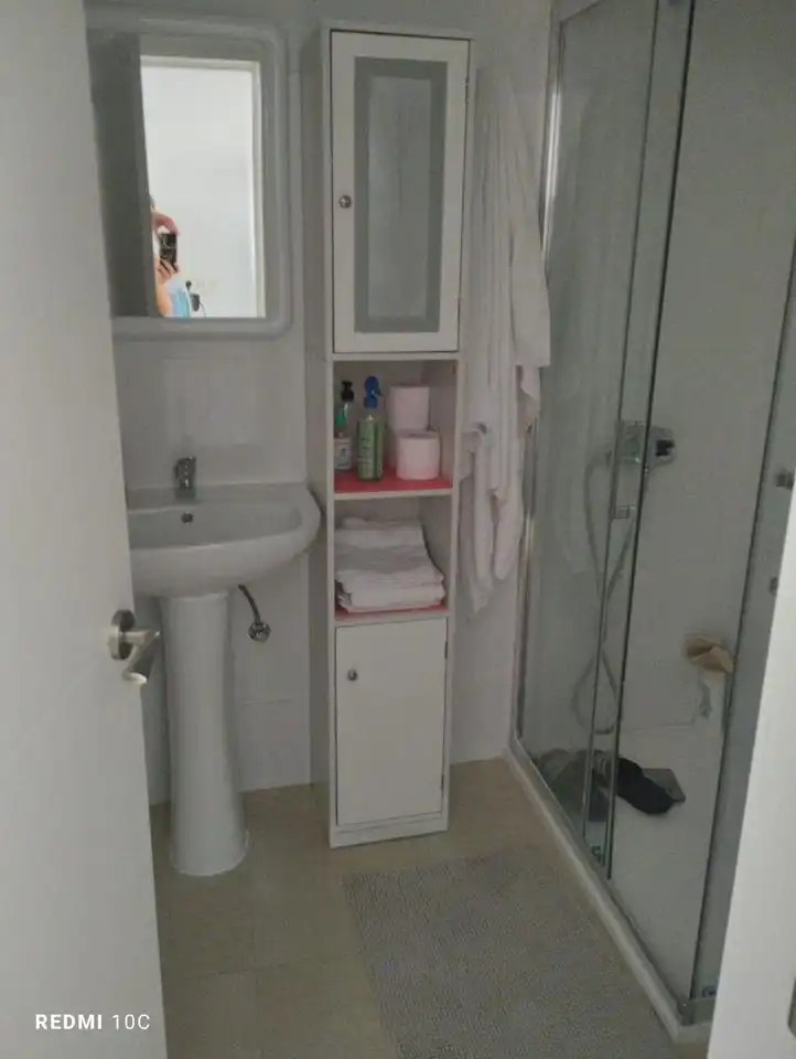 Bathroom of Flat for rent in Melilla