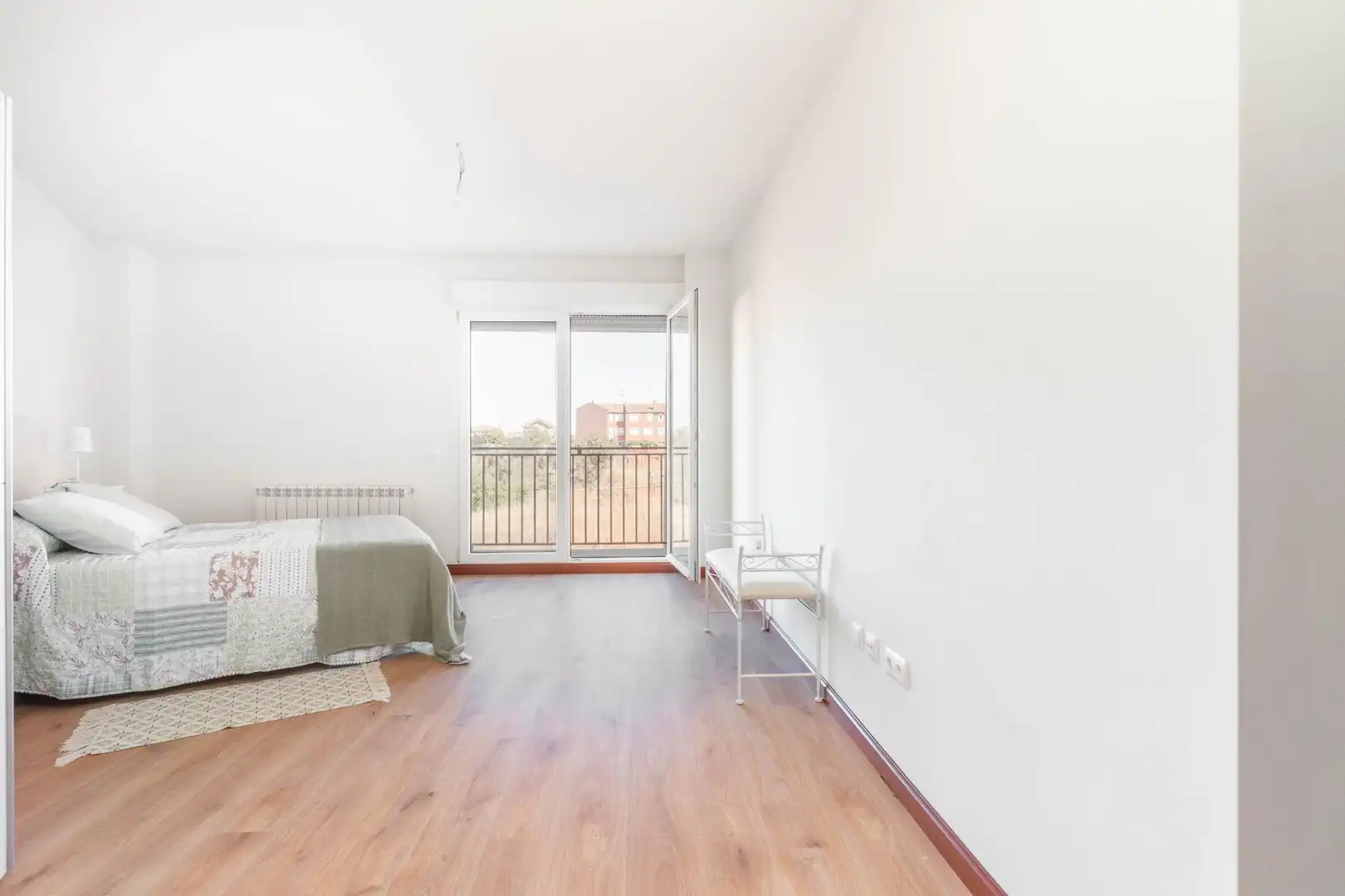 Schlafzimmer von Wohnung zum Verkauf in Valencia de Don Juan mit Heizung