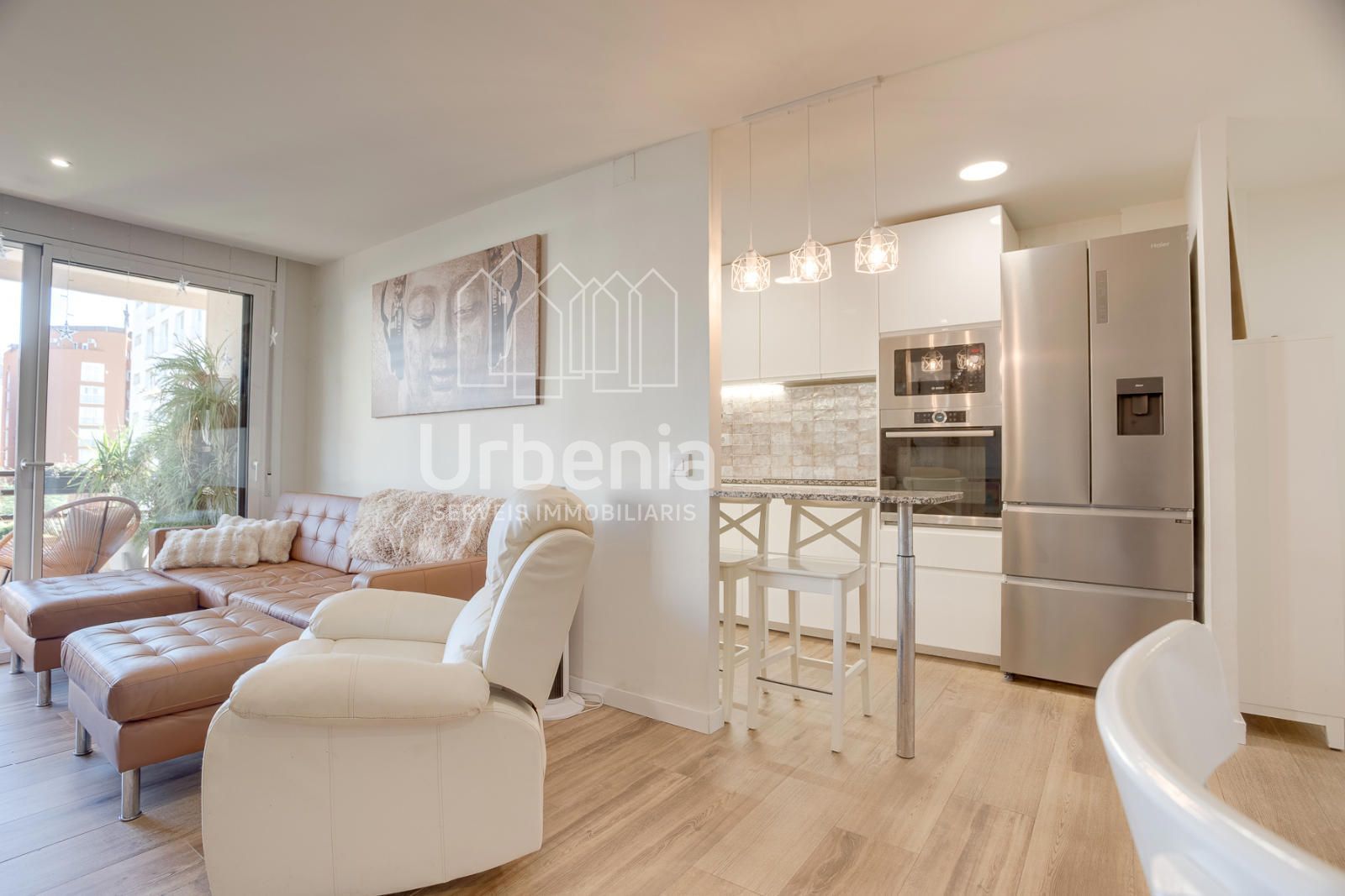 Sala d'estar de Pis en venda en Calella amb Aire condicionat, Terrassa i Traster