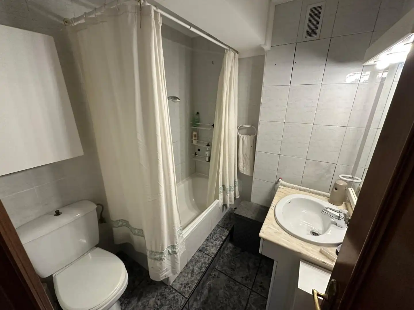 Bathroom of Apartments for sale in Burgos  with Heating
