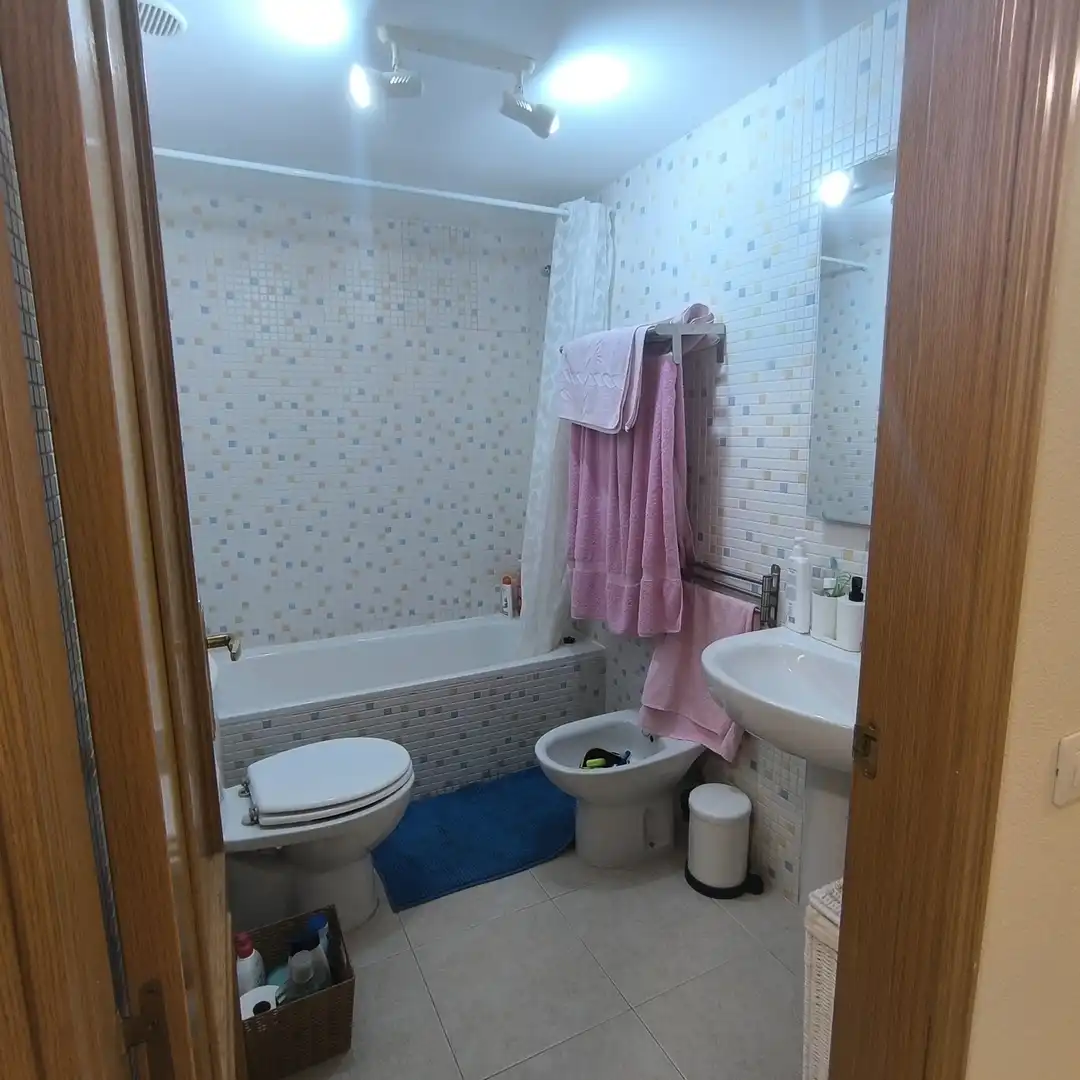Baño de Piso en venta en Peñíscola / Peníscola con Aire acondicionado, Terraza y Amueblado